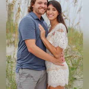 Adelyn Rae White lace romper size small